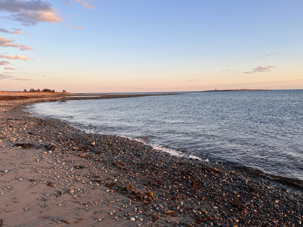 Oceanfront vs. Lakefront Living